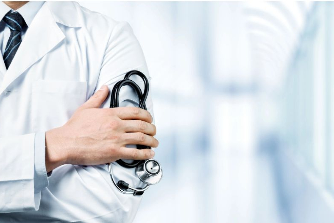 වෘත්තීය ක්‍රියාමාර්ගයේ නිරත වෛද්‍යවරුන් දැඩි තීරණයක